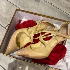 Christian Louboutin Chrissos 85